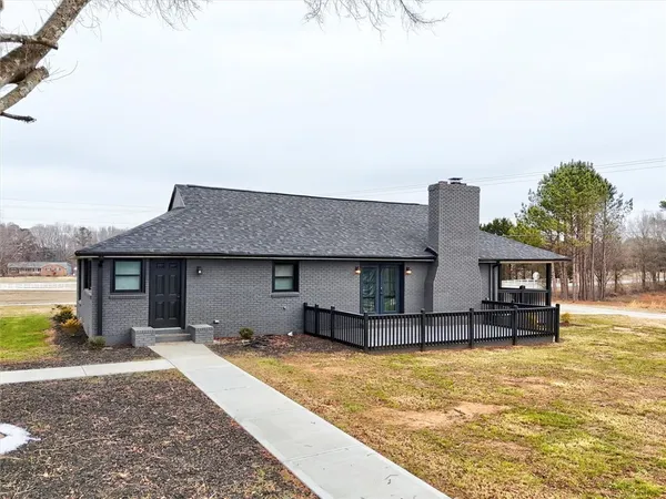 $329,900 | 801 Cherokee Road, Pelzer, SC 29669