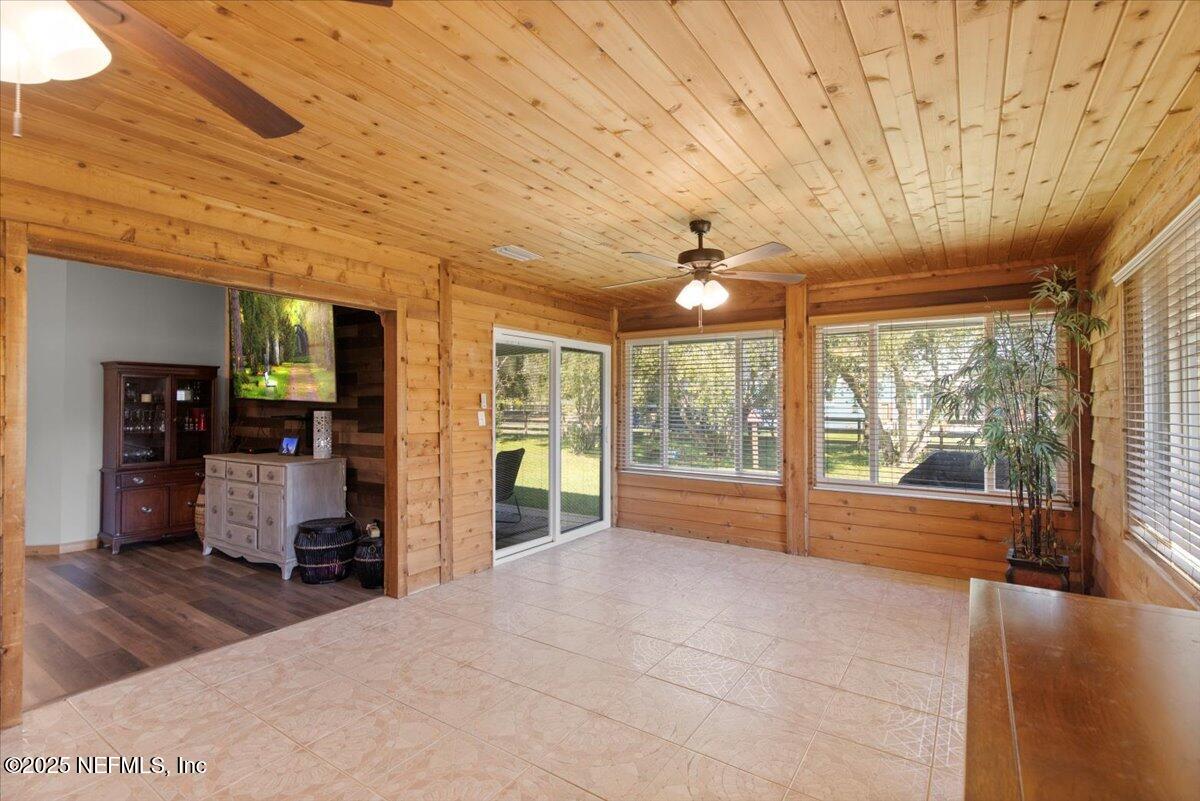 2140 Water Plant Road St. Augustine, FL 32092 - Photo 12 of 31 16-IMG_3882