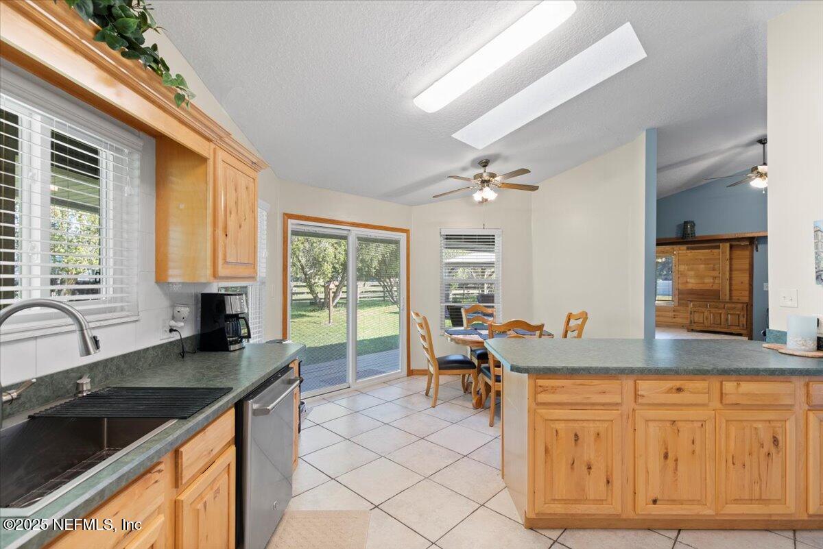 2140 Water Plant Road St. Augustine, FL 32092 - Photo 10 of 31 17-IMG_3852