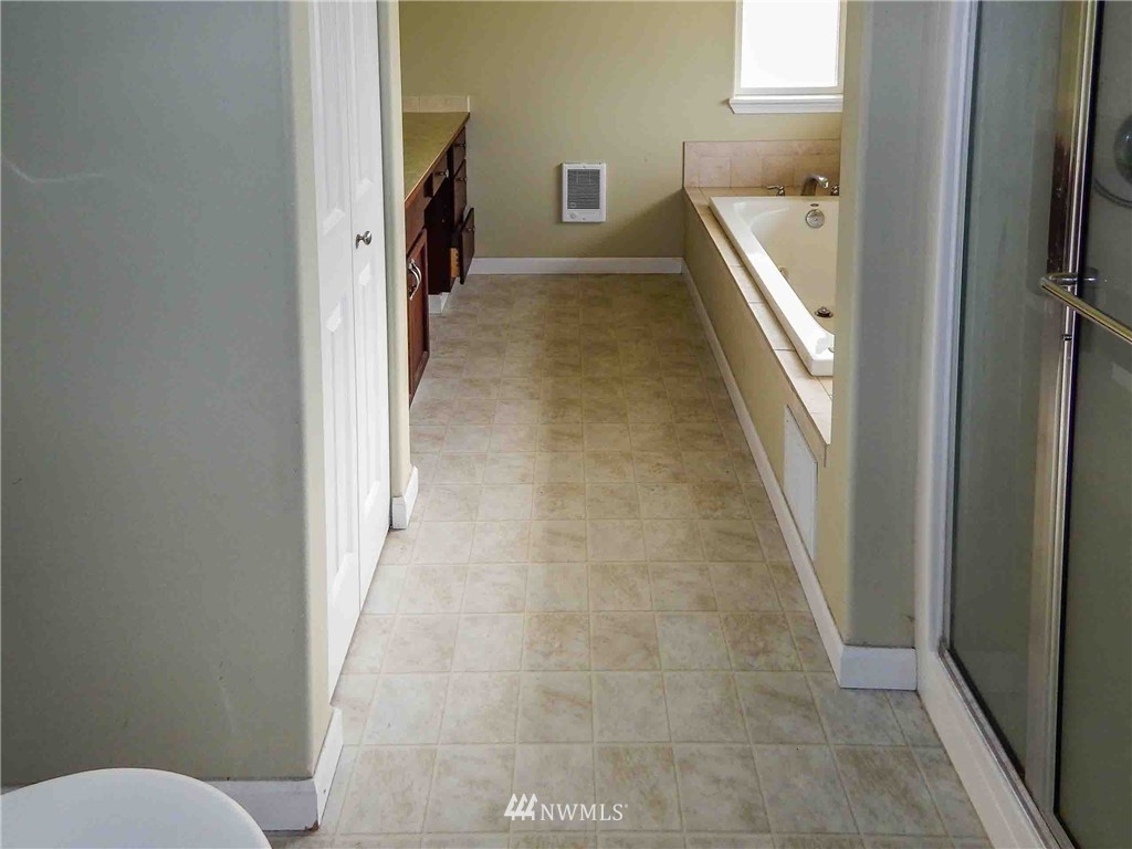 18945 Ivan Street Southwest Rochester, WA 98579 - Photo 20 of 25 Gallery Image 20