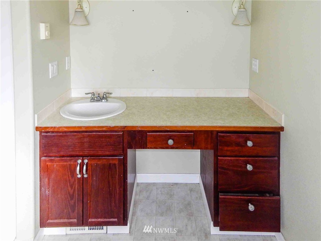18945 Ivan Street Southwest Rochester, WA 98579 - Photo 22 of 25 Gallery Image 22