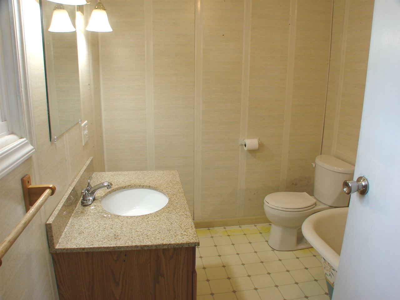 2426 North Bagley Road Ithaca, MI 48847 - Photo 18 of 33 1850555-17.JPG