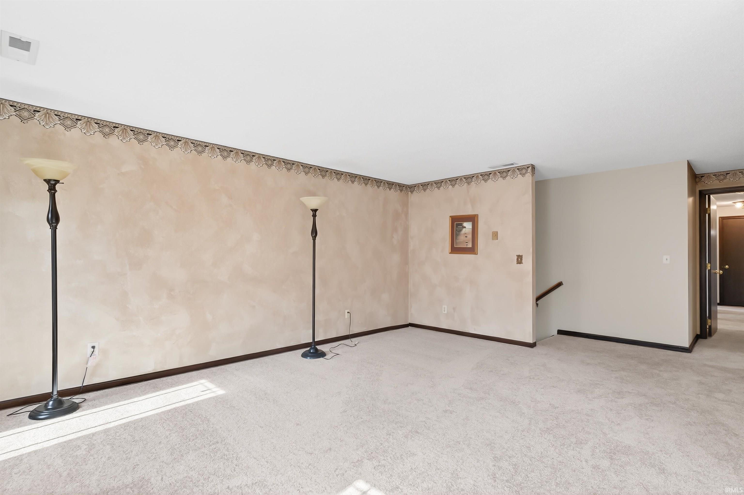 5706 Popp Road Fort Wayne, IN 46845 - Photo 8 of 33