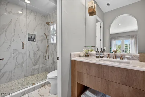 $4,800,000 | 16469 Celebrita Court, Naples, FL 34110