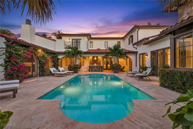 $5,595,000 | 16469 Celebrita Court, Naples, FL 34110