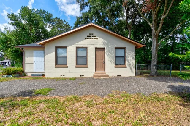 $204,900 | 9 Stuart Drive, Holly Hill, FL 32117