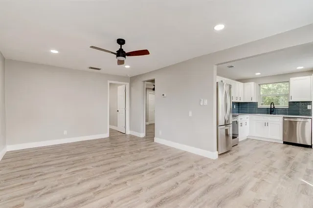 $204,900 | 9 Stuart Drive, Holly Hill, FL 32117