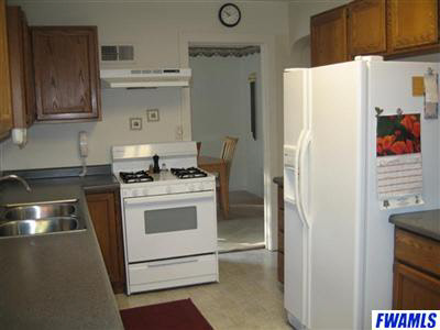 2205 Maples Road Fort Wayne, IN 46816 - Photo 6 of 20