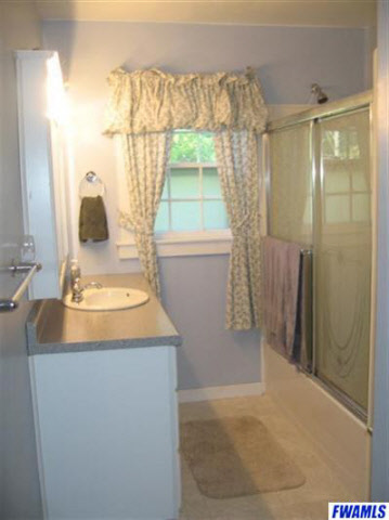 2205 Maples Road Fort Wayne, IN 46816 - Photo 7 of 20