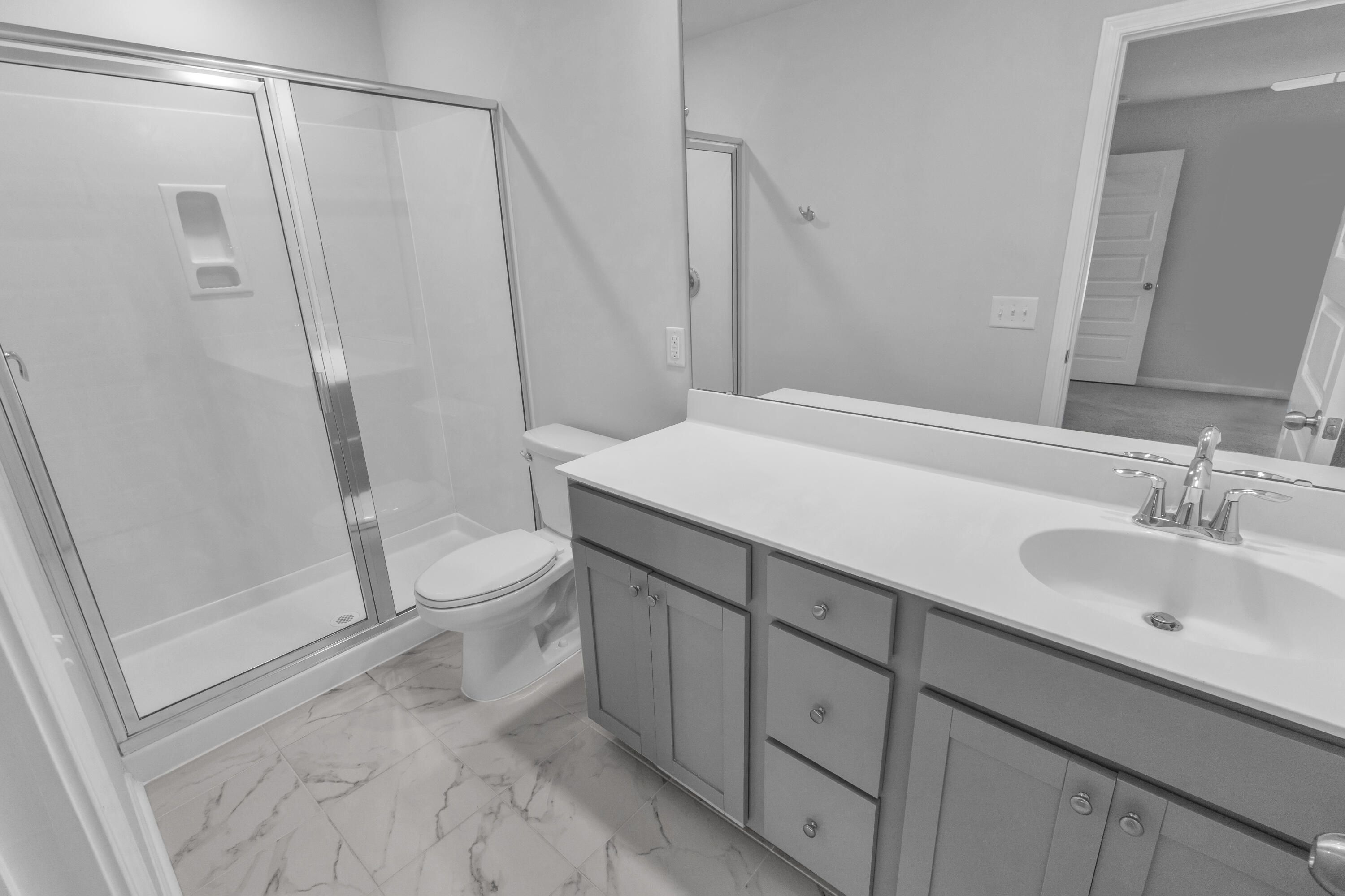 457 Richfield Way Summerville, SC 29486 - Photo 18 of 21 Guest Bathroom