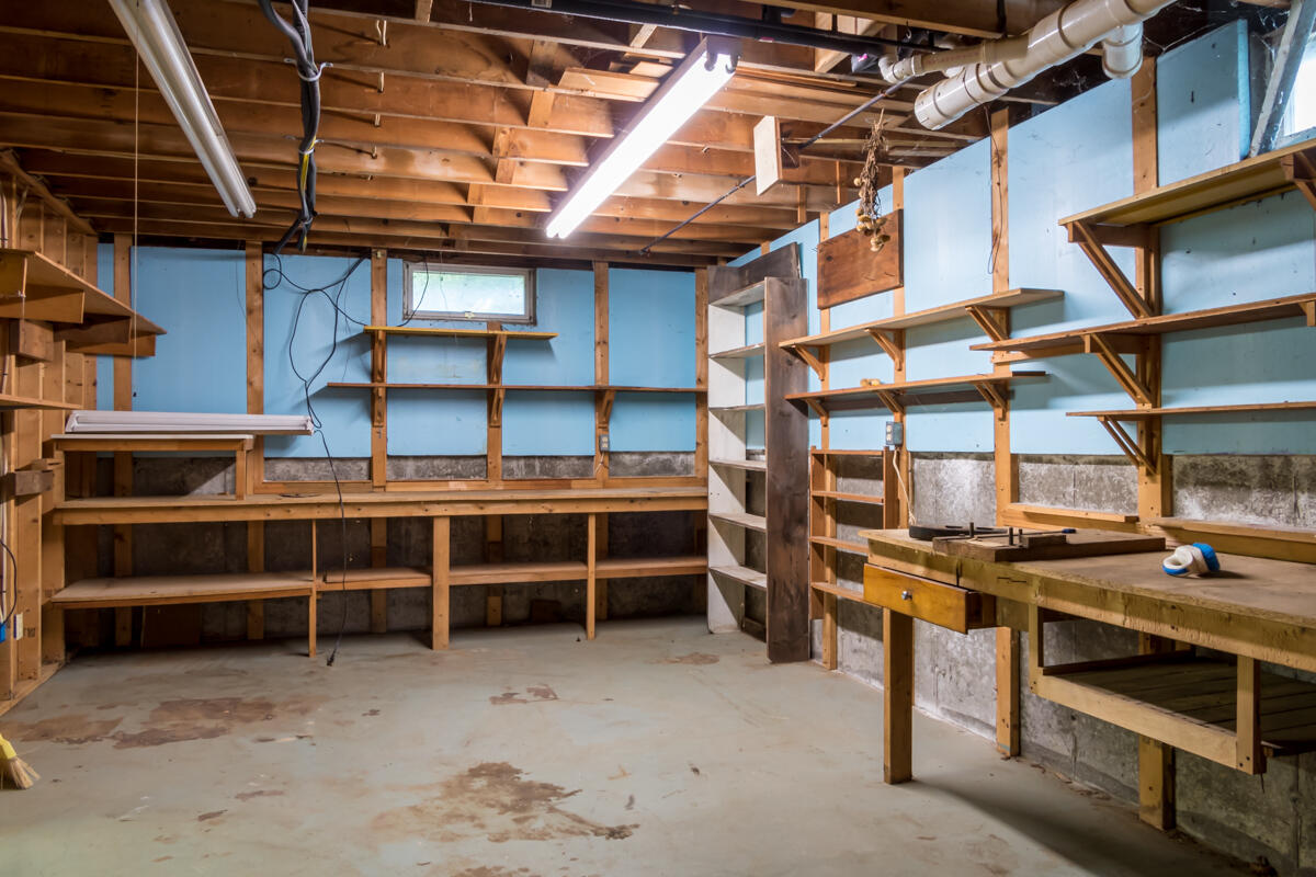 339 Main Street Cumberland Center, ME 04021 - Photo 8 of 9 52-Basement workshop 2