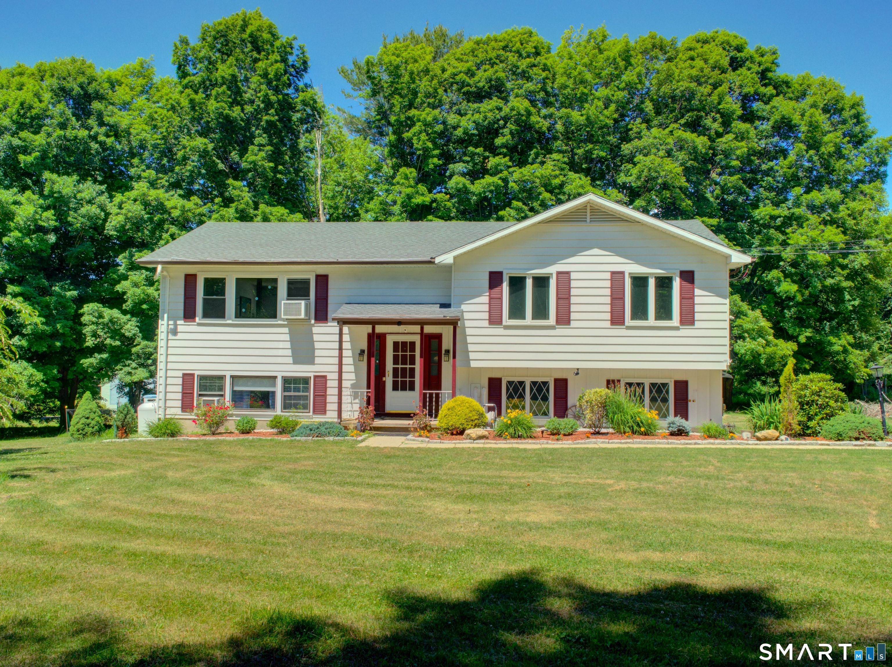232 Forest Road Mansfield, CT 06268 - Photo 1 of 40