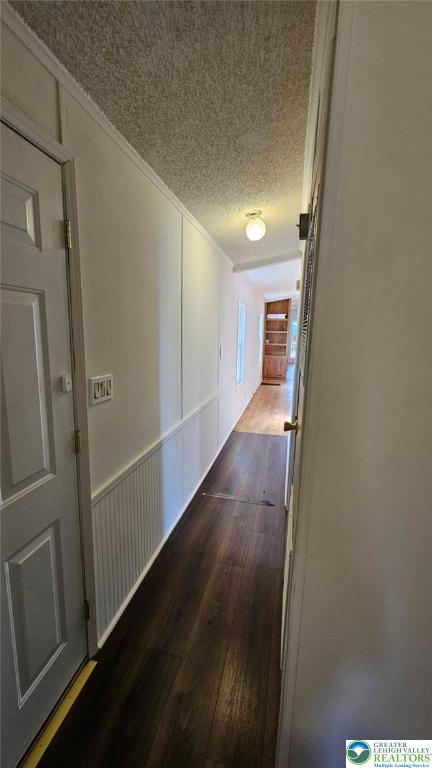 222 Independence Way Mount Bethel, PA 18343 - Photo 14 of 33 a view of a hallway