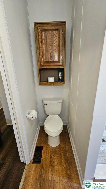 222 Independence Way Mount Bethel, PA 18343 - Photo 29 of 33 a bathroom with a toilet and a sink