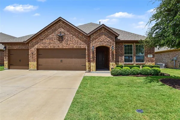 $375,000 | 4016 Woodford Drive, Forney, TX 75126