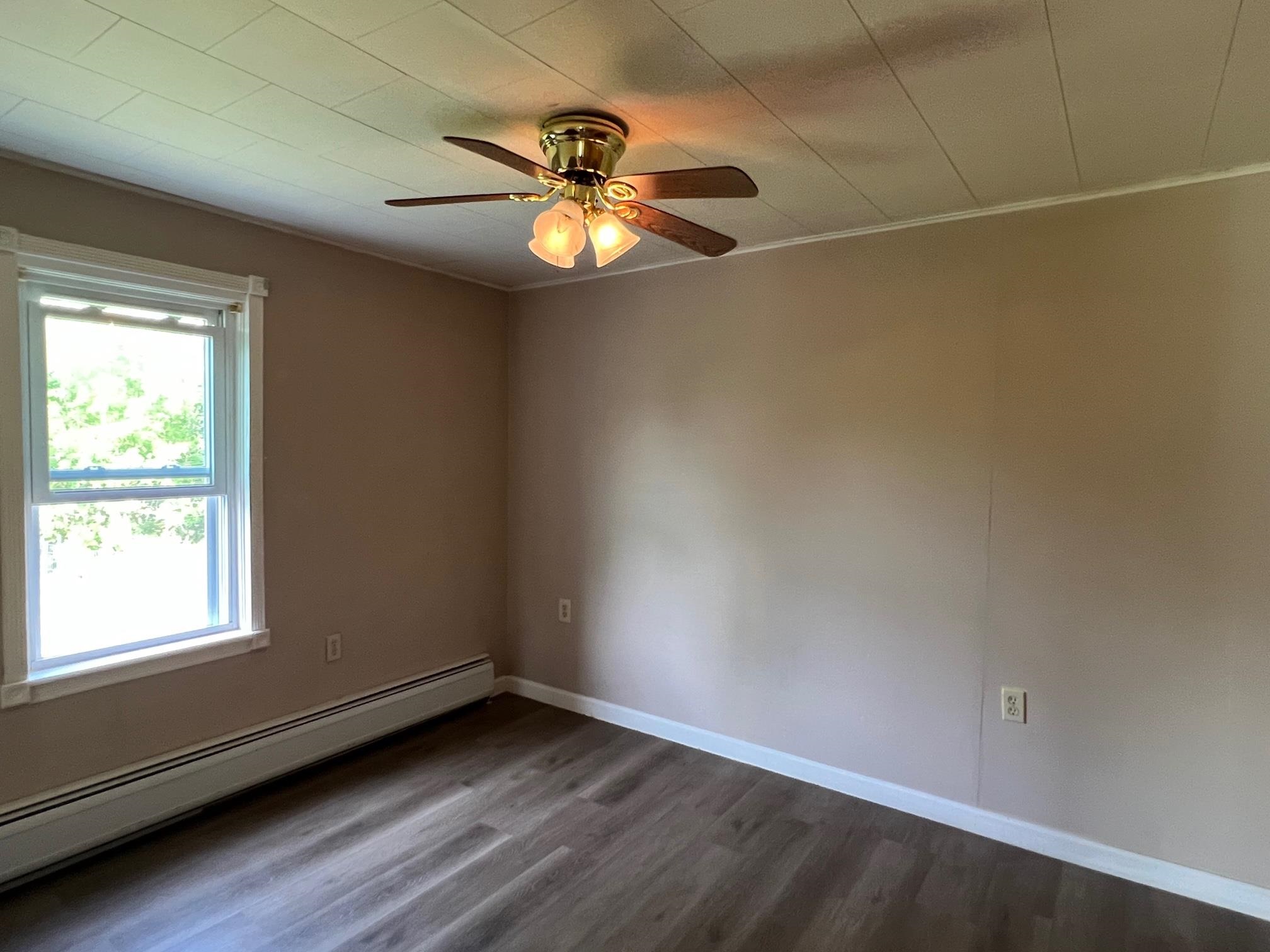 241 Gale Street Canaan, VT 05903 - Photo 18 of 40