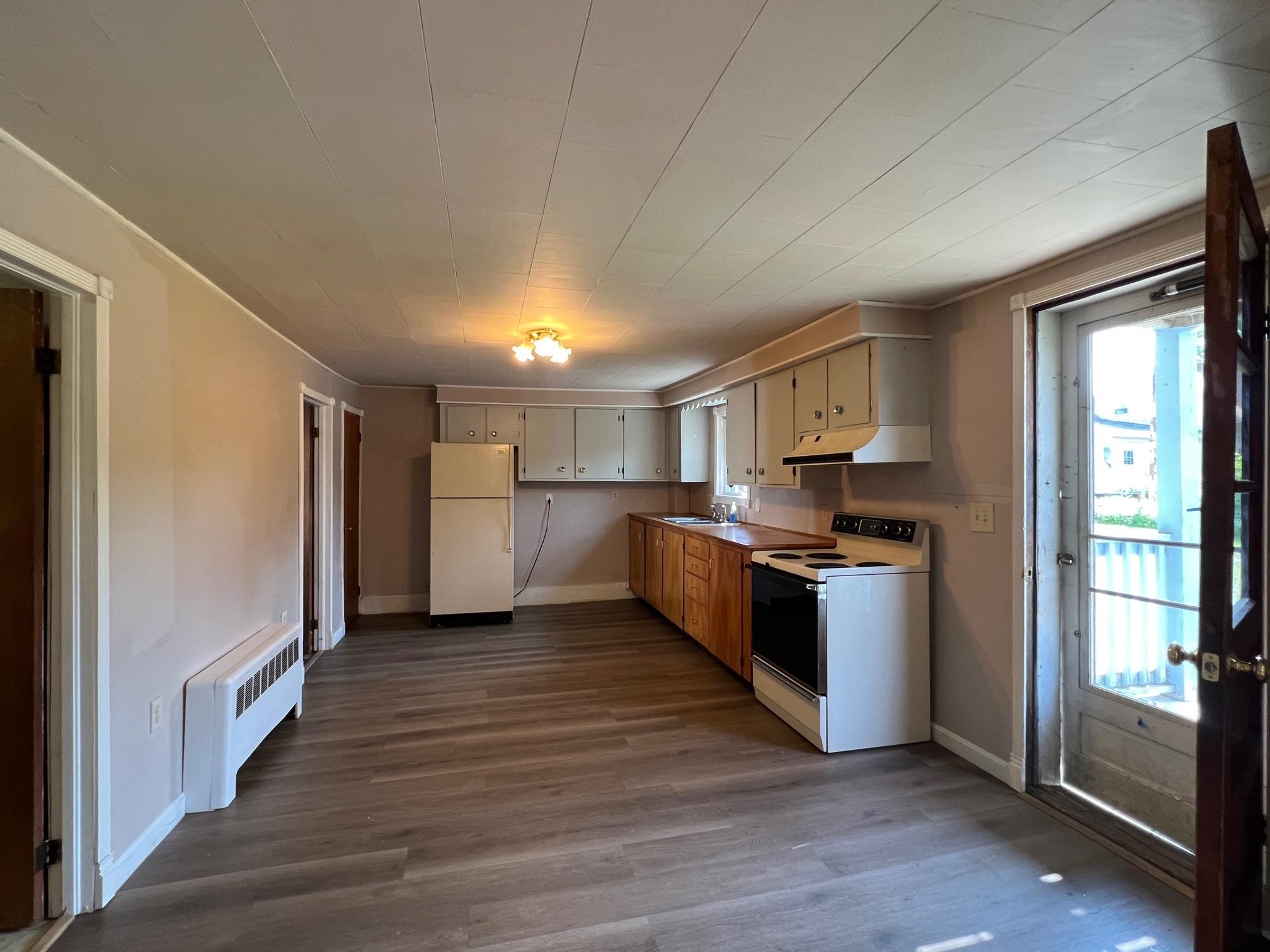 241 Gale Street Canaan, VT 05903 - Photo 20 of 40