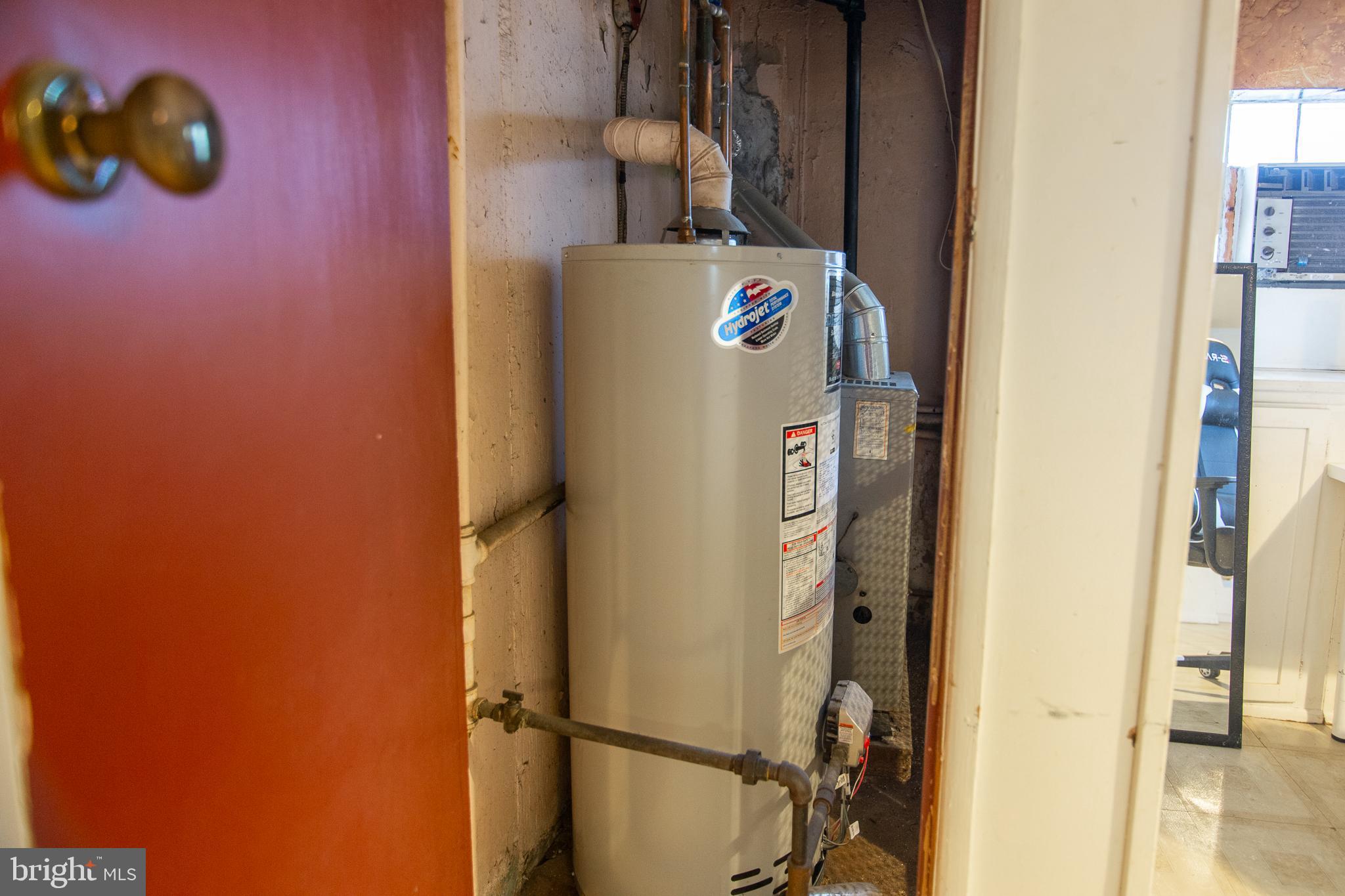 7617 Woolston Avenue Philadelphia, PA 19150 - Photo 14 of 24 a utility room with dryer and washer