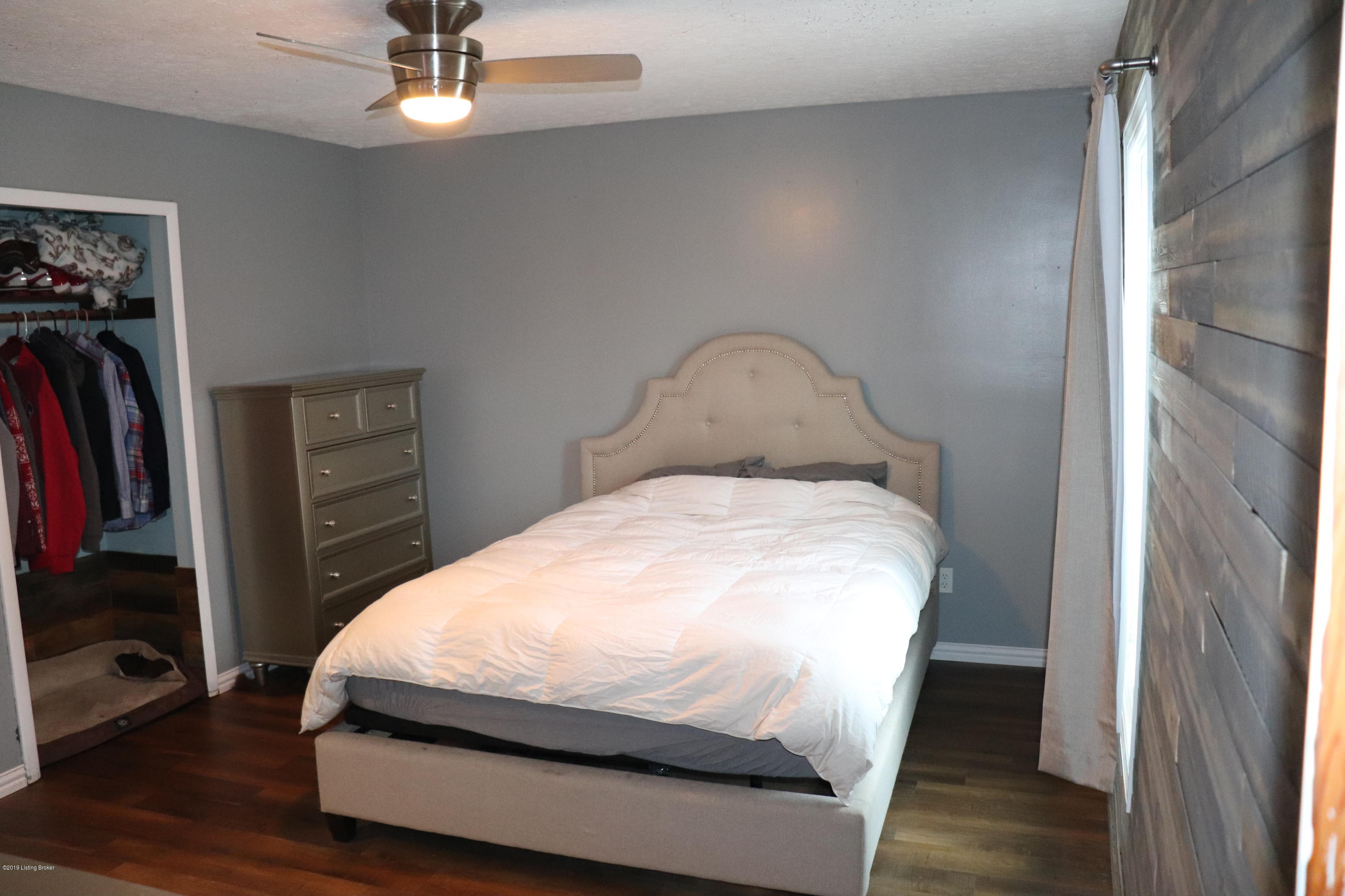 5014 Woodsend Road Louisville, KY 40229 - Photo 7 of 15 7