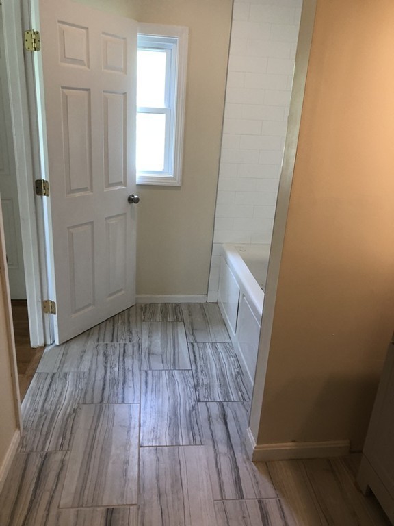 512 Newtown Road Littleton, MA 01460 - Photo 11 of 17 Gallery Image 11