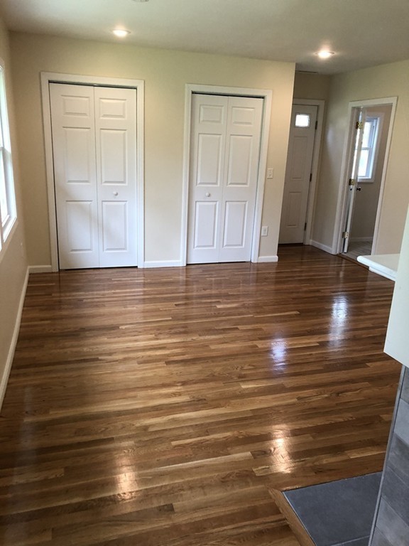 512 Newtown Road Littleton, MA 01460 - Photo 8 of 17 Gallery Image 8