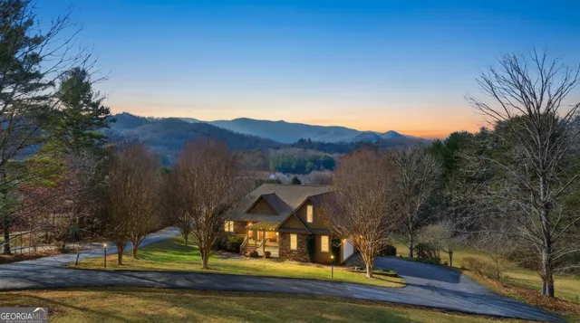 $550,000 | 146 Deer Ridge Road, Franklin, NC 28734