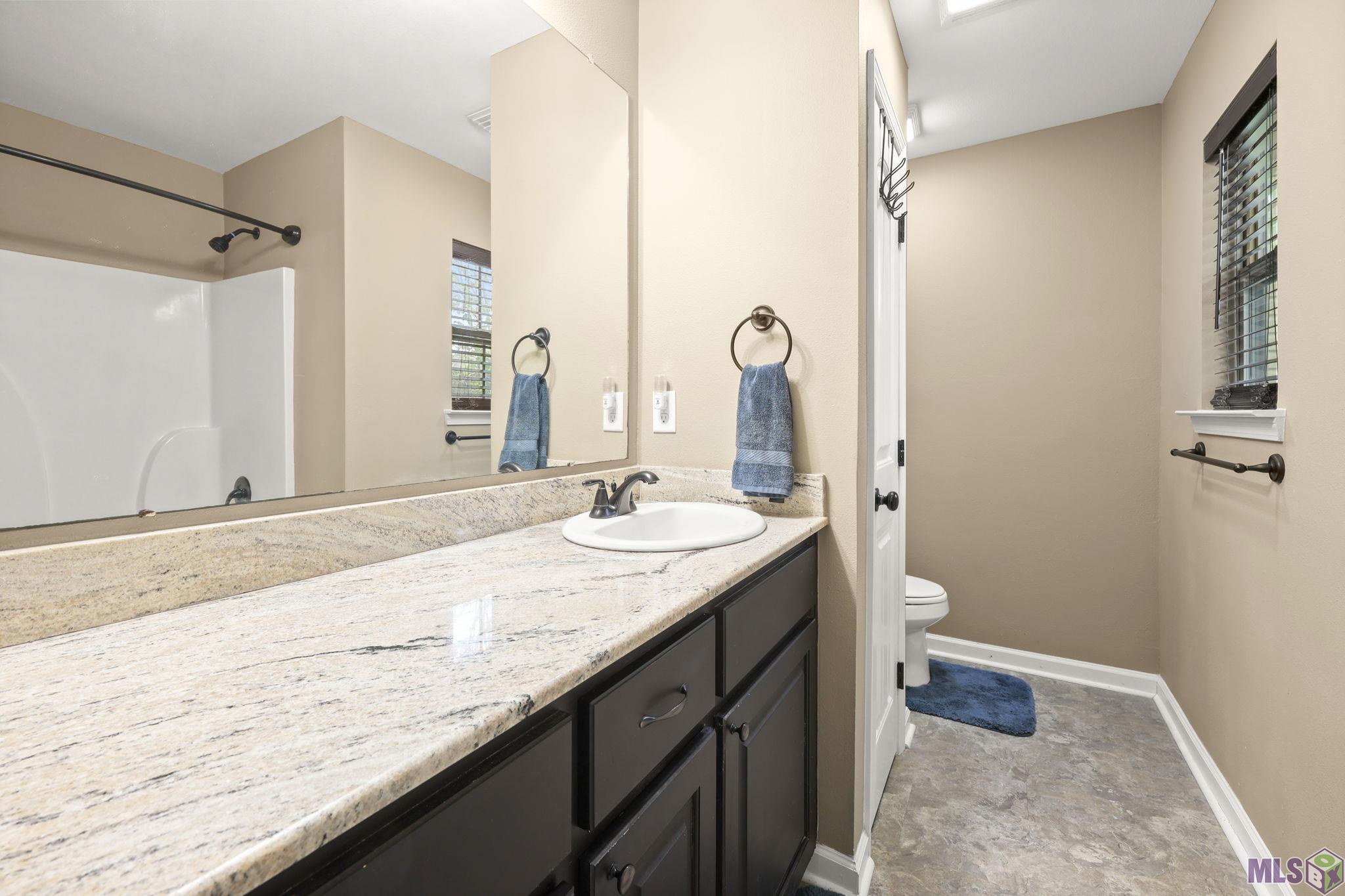 958 Sedona Pines Drive Baton Rouge, LA 70816 - Photo 15 of 19