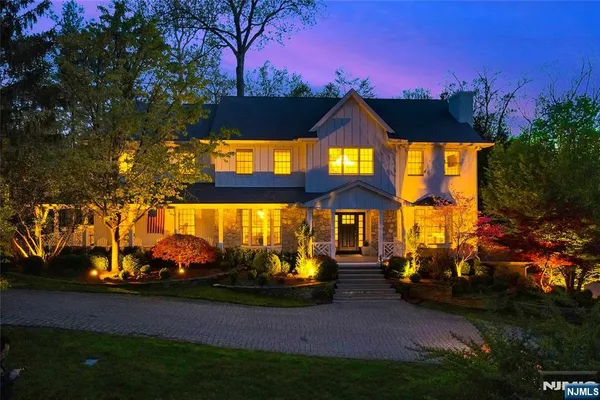 $2,949,000 | 200 Wood Turtle Run, Norwood, NJ 07648