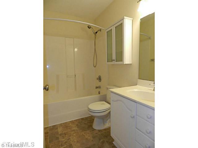 1957 Sandy Ridge Road Colfax, NC 27235 - Photo 10 of 15 Bath.