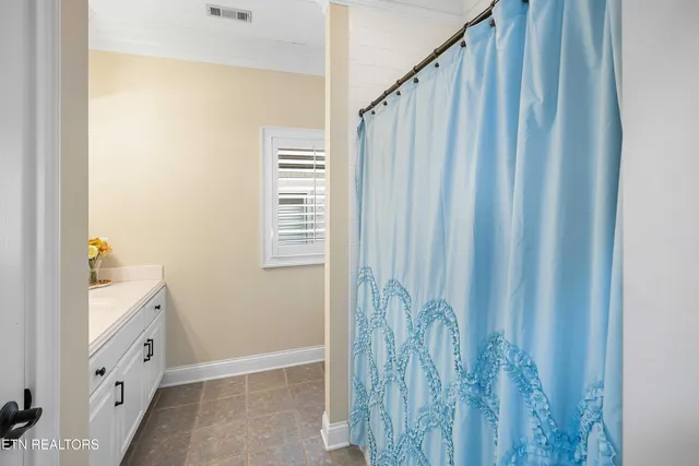 $989,000 | 1045 Water Pl Way, Knoxville, TN 37922