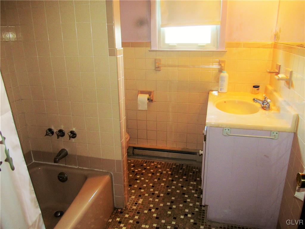 3502 Nazareth Road Easton, PA 18045 - Photo 13 of 18 One and only bathroom.