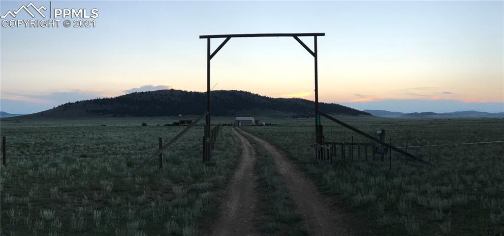 1083 Chase Gulch Road Hartsel, CO 80449 - Photo 14 of 14 a view of a back yard