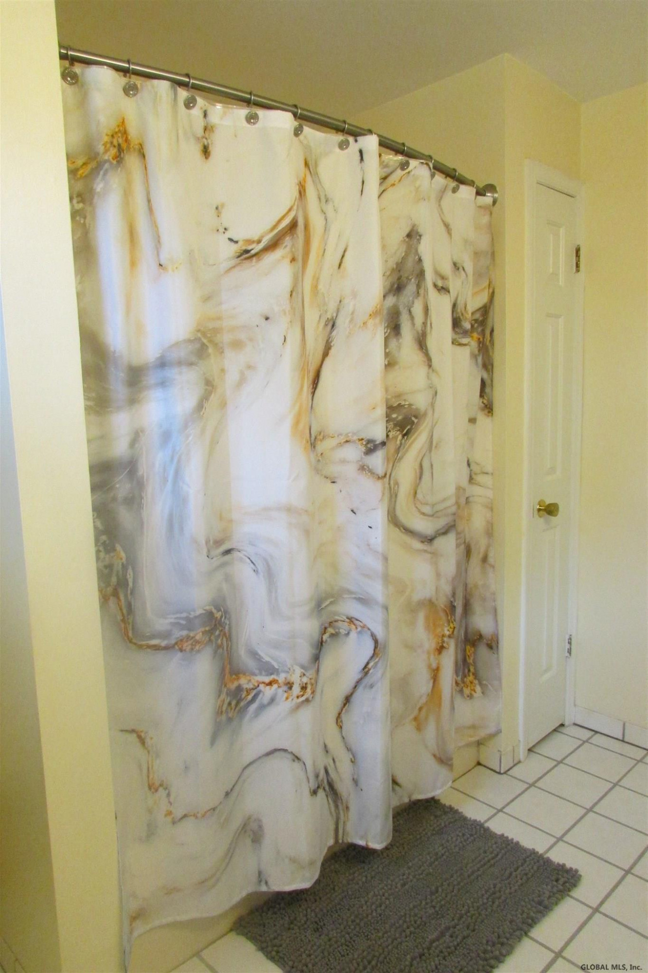 312 Kings Road Schenectady, NY 12304 - Photo 18 of 39 Photo 18