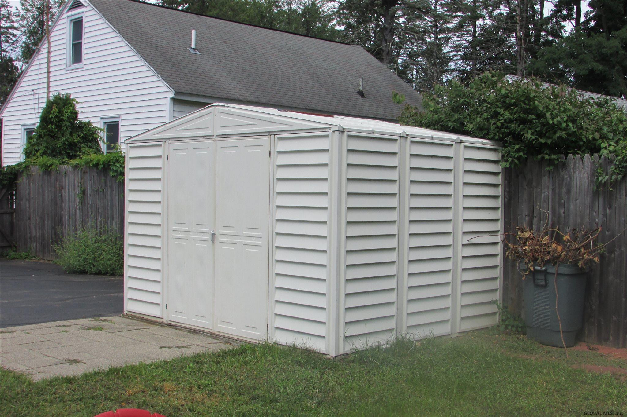 312 Kings Road Schenectady, NY 12304 - Photo 37 of 39 Photo 37