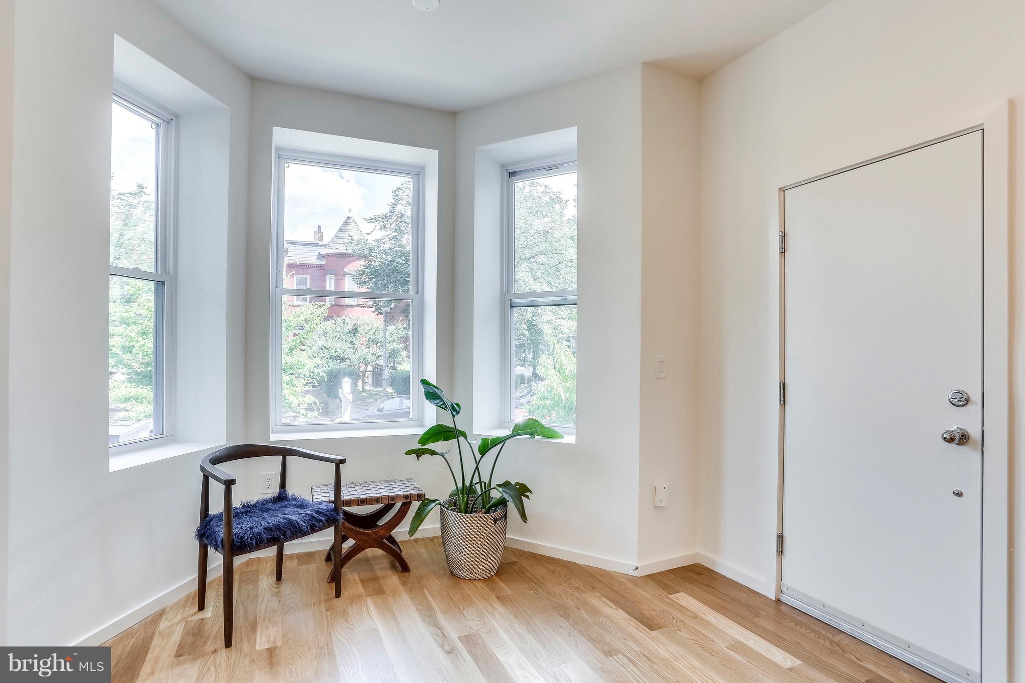 53 R Street Northeast, Unit 1 Washington, DC 20002 - Photo 2 of 26 Interior (General)