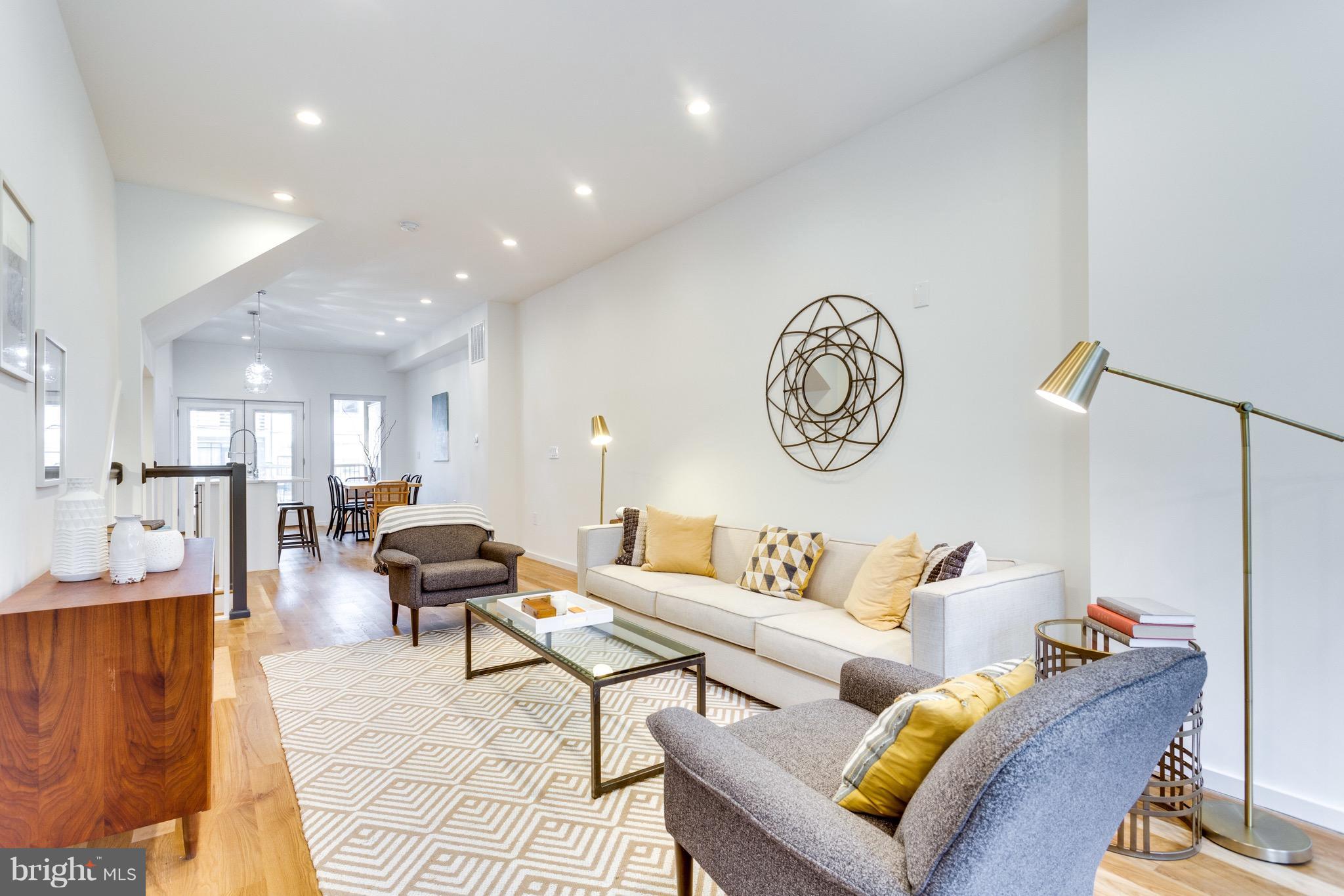 53 R Street Northeast, Unit 1 Washington, DC 20002 - Photo 4 of 26 Living Room