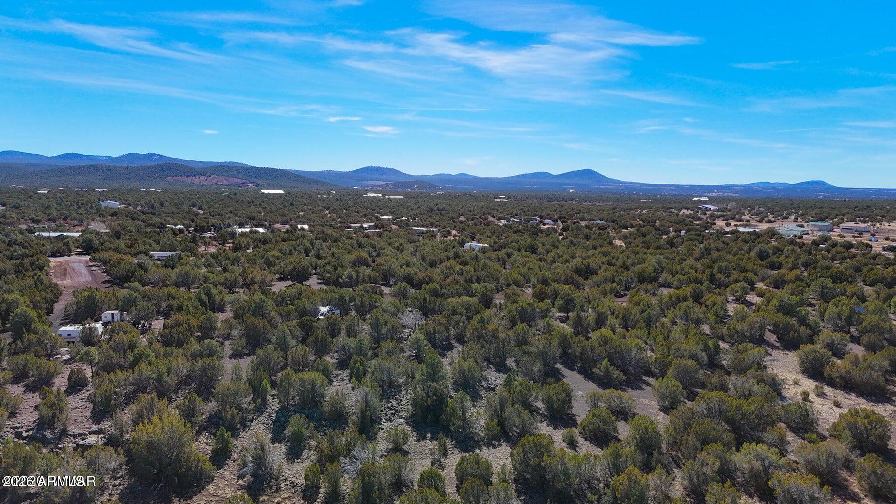 6 Co Road Vernon, AZ 85940 - Photo 7 of 18 a view of a city with mountain