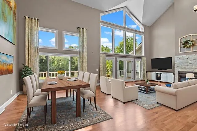 $1,395,000 | W2172 Country Club Lane, East Troy, WI 53120