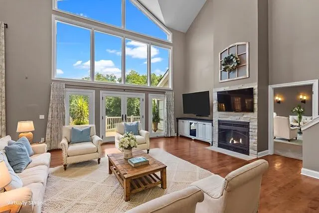 $1,395,000 | W2172 Country Club Lane, East Troy, WI 53120