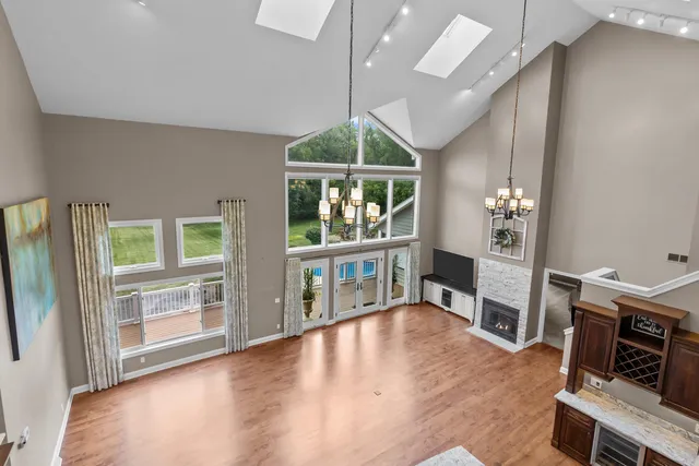 $1,395,000 | W2172 Country Club Lane, East Troy, WI 53120