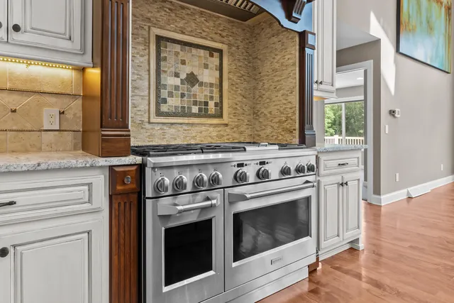 $1,395,000 | W2172 Country Club Lane, East Troy, WI 53120