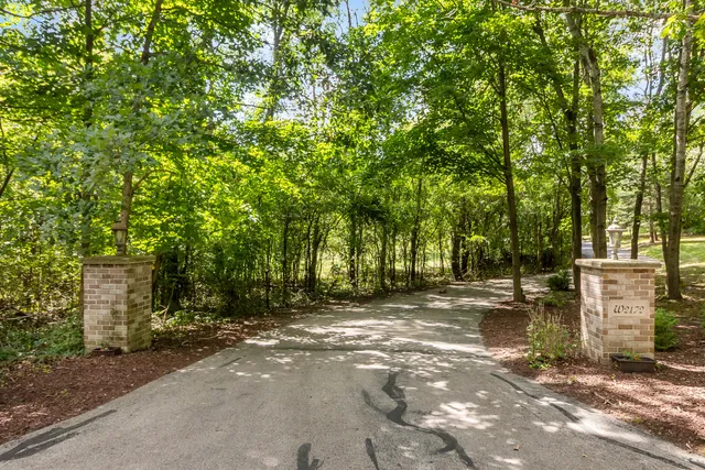 $1,395,000 | W2172 Country Club Lane, East Troy, WI 53120