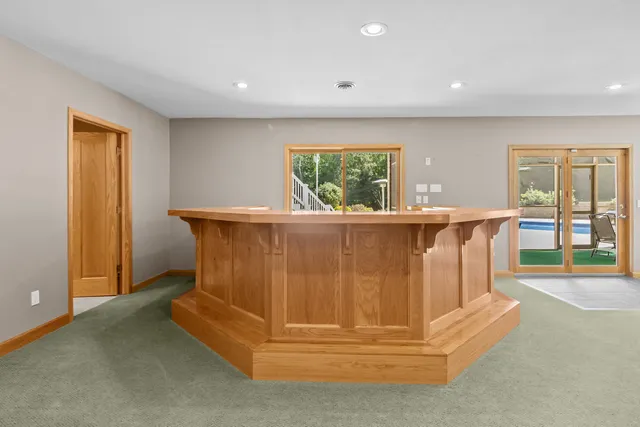 $1,395,000 | W2172 Country Club Lane, East Troy, WI 53120