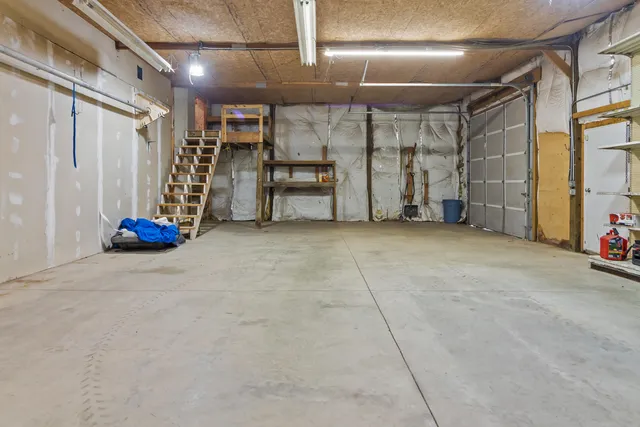 $1,395,000 | W2172 Country Club Lane, East Troy, WI 53120