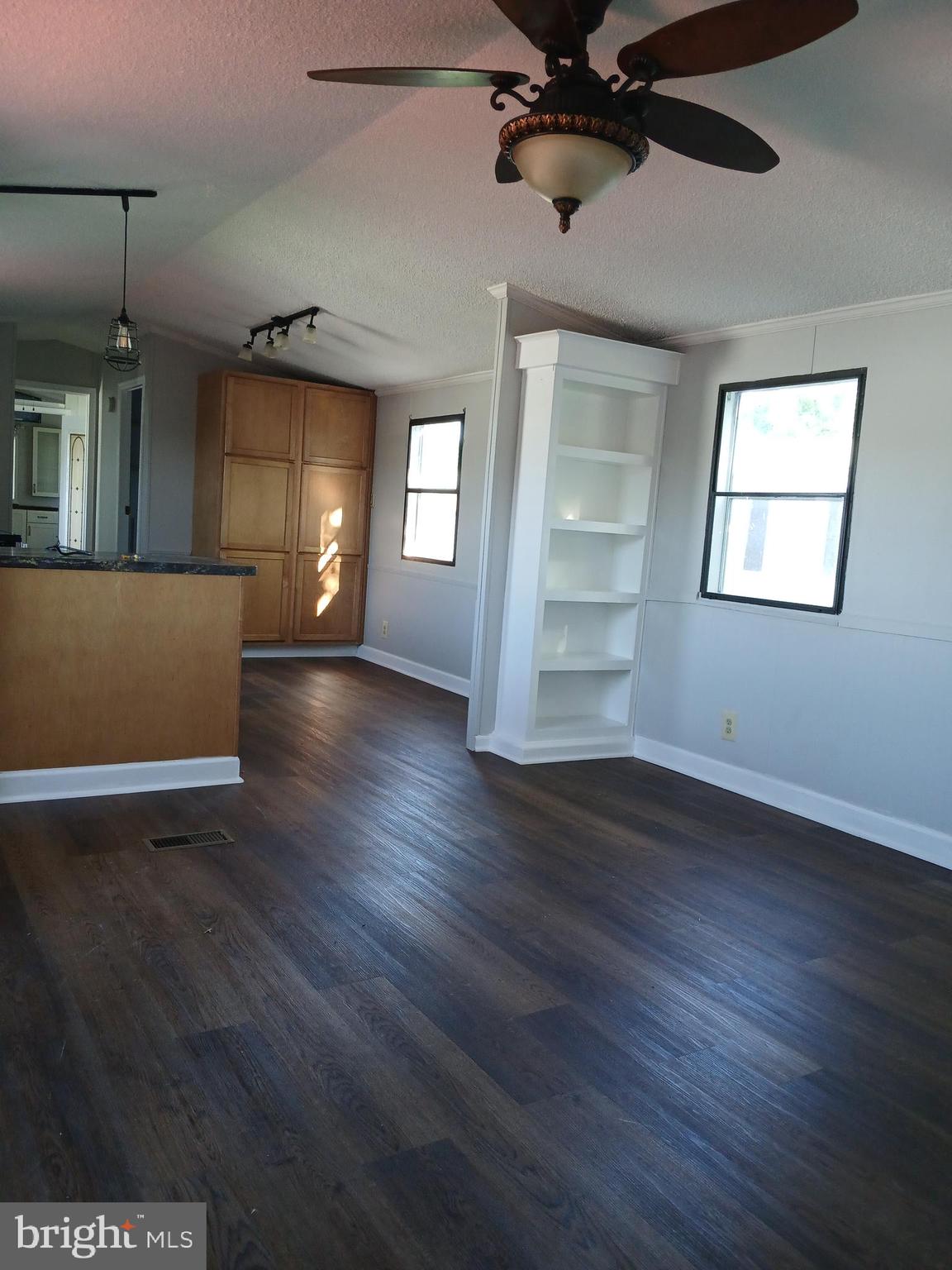 114 Roundup Road Middle River, MD 21220 - Photo 4 of 22
