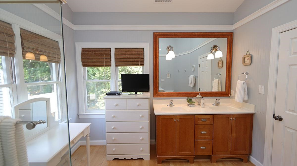 4500 Gwynnebrook Circle Raleigh, NC 27613 - Photo 12 of 24 Master Bath