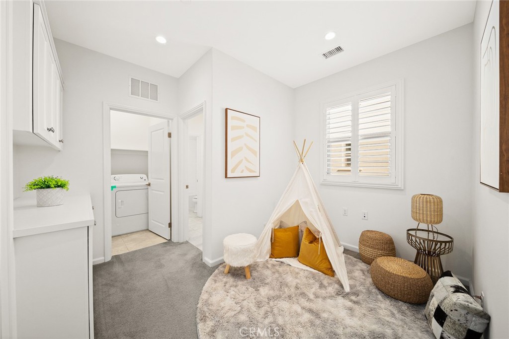 116 Gulfstream Irvine, CA 92620 - Photo 22 of 26 Loft