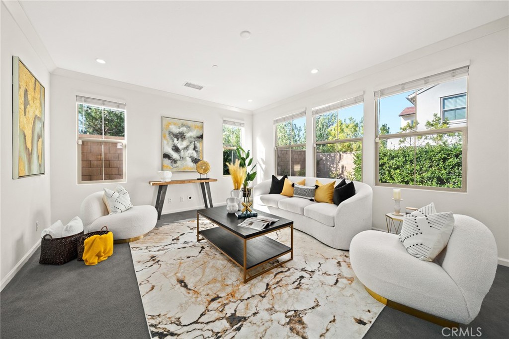 116 Gulfstream Irvine, CA 92620 - Photo 4 of 26 Living Room