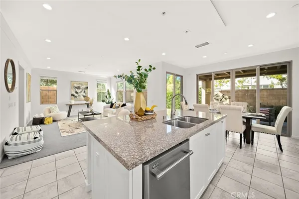 $5,200 | 116 Gulfstream, Irvine, CA 92620