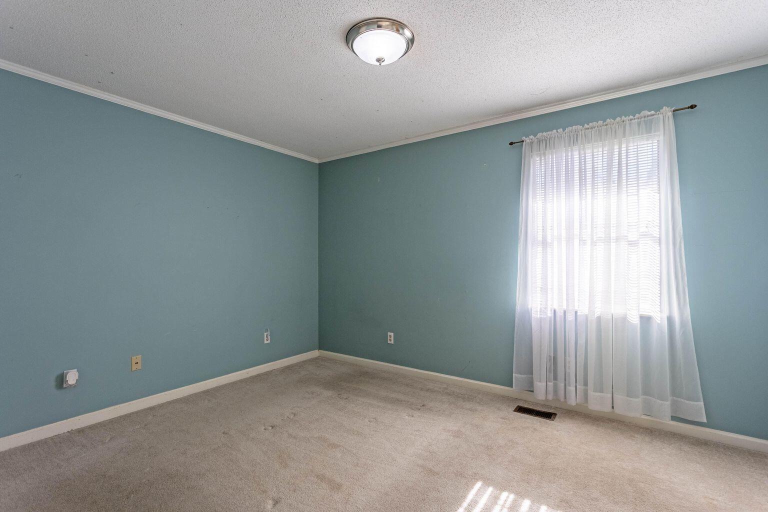 385 Troy Drive Dayton, TN 37321 - Photo 13 of 34 Primary Bedroom